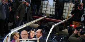 Kritinę situacija pieno sektoriuje Europos pieno gamintojai akcentavo protesto Briuselyje metu