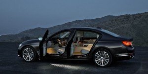06 Seštos kartos BMW 7 (1)
