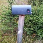 Pašto dėžutė-automobilio dėtuvė. Laiškininko Česlav Mazuizos nuotr.