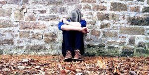 lonely-1822414_1280