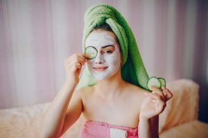 girl-with-face-mask_1157-15432-1