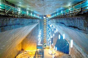 salt-mine-4741439_960_720