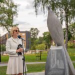 Druskininkuose atidengiama poetui Justinui Marcinkevičiui skirta skulptūra