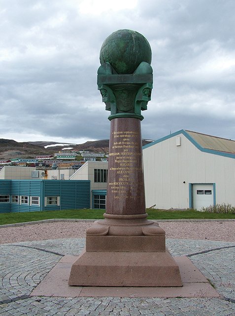 Hammerfest_Meridianstein