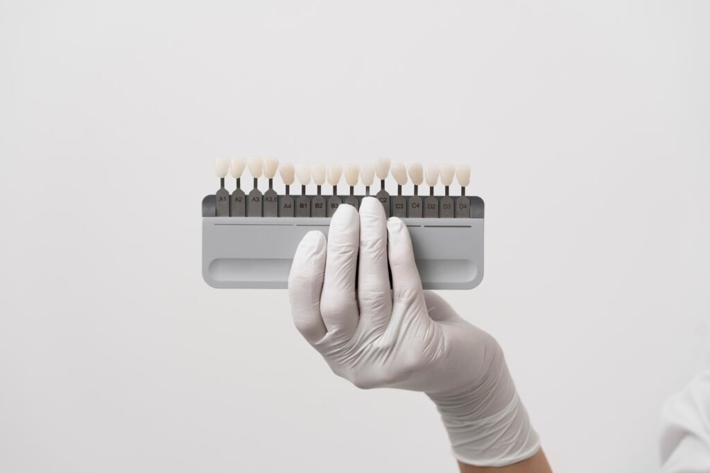 close-up-dentist-instruments