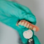 Dantų protezavimas: kokiais atvejais jis reikalingas?