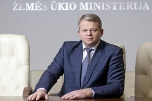 j1XKxQfVeZE.jpg__2280x1520_q85_ALIAS-newshudge_crop-smart_subsampling-2_upscale