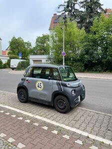 Mini automobiliai pradedantiesiems vairuotojams privalumai ir trūkumai