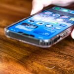 Apsauginis stiklas telefonui: nuo ko jis iš tikrųjų apsaugo?