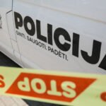 Prienų rajone susidūrus traktoriui ir dviem automobiliams, sužaloti penki žmonės
